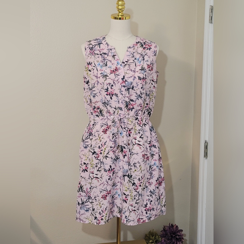 Nicole Miller Baby Pink Floral S Small Sleeveless Shirtdress V-neck Summer EUC